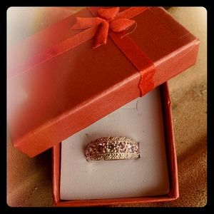 Sterling silverbring pink stones